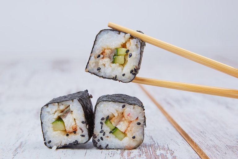sushi ingrasa