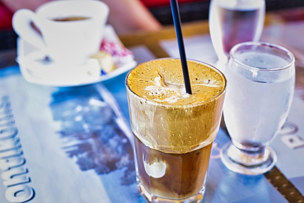 cafeaua ingrasa